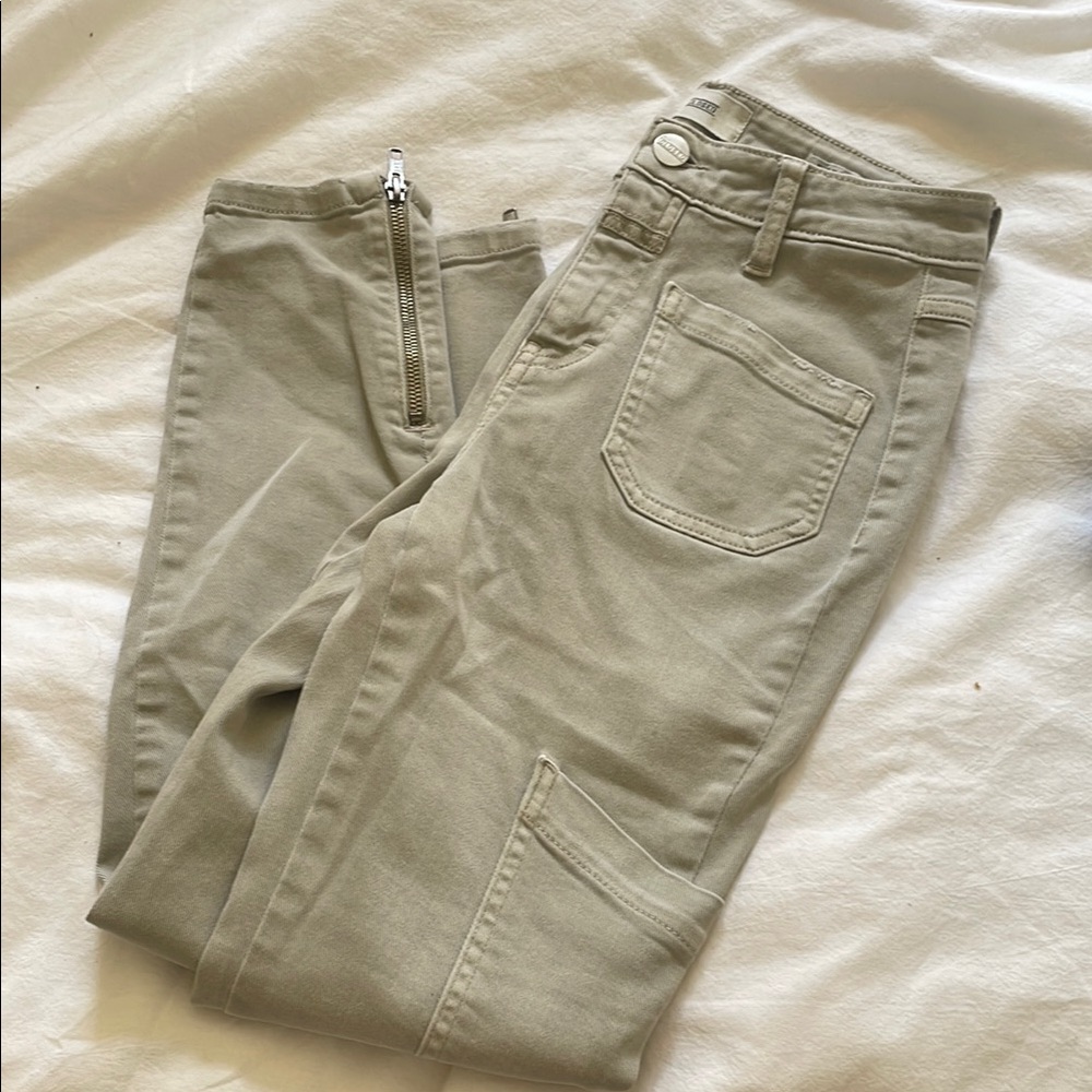 Closed Beige Denim Cargo Skinnies - Picture 3 of 8